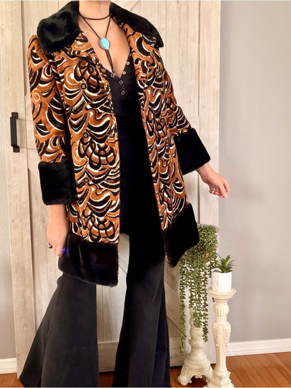 Vintage 60’s Psychedelic Tapestry Coat - Picture 3 of 16